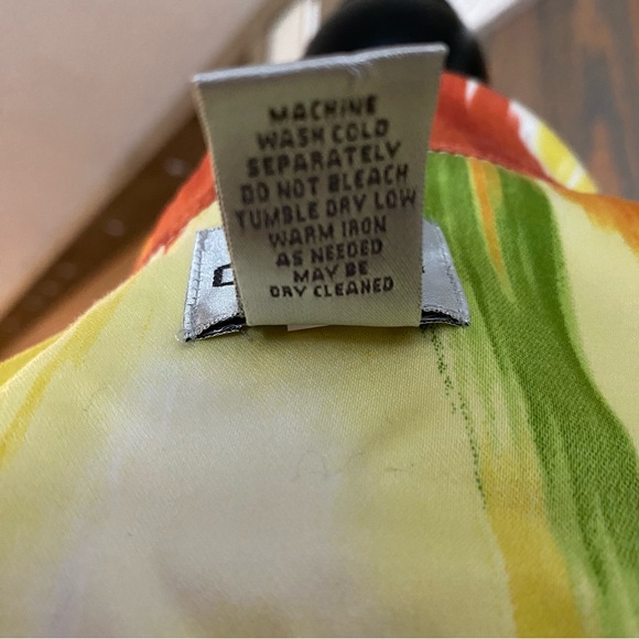 CHICOS WOMENS  MULTI COLORED JACKET, LONG SLEEVES, SIZE 0 Small -4 - Picture 5 of 6